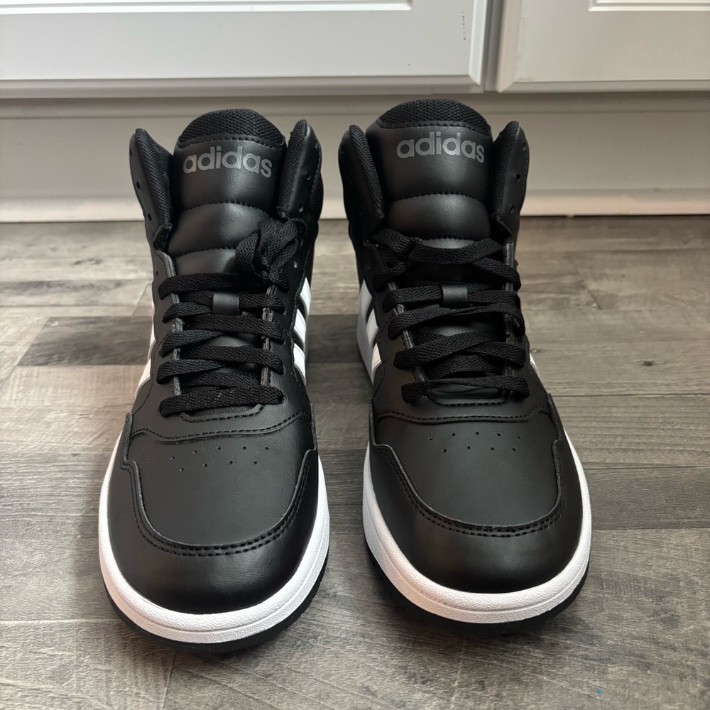 Adidas Hoops 3.0 Basketball Shoes New in Box - Picture 3 of 6